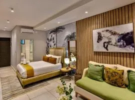 ZIMBALI BOULEVARD SUIT 260