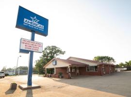 Americas Best Value Inn and Suites Siloam Springs, accessible hotel in Siloam Springs