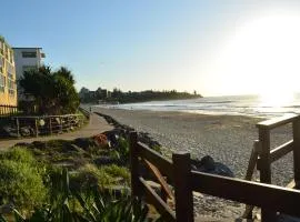 Pandanus Shores Kings Beach