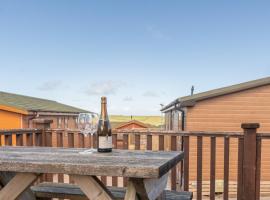 56 Meadow View Lodge - 3 Bed-Sleeps 6-TJS56MV, Hotel in Woolacombe