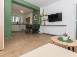 Adria Krk Apartment, kh&aacute;ch sạn ở Đảo Krk