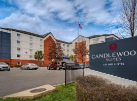 Candlewood Suites Columbia-Fort Jackson, an IHG Hotel、にあるColumbia Owens Downtown - CUBの周辺ホテル