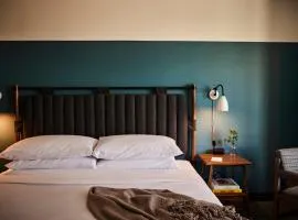 The Junto Hotel
