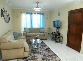 Apto CALETA BEACH 3HAB, khách sạn ở La Romana