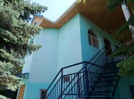 гостевой дом "Бумеранг KG", hotel a Cholpon-Ata