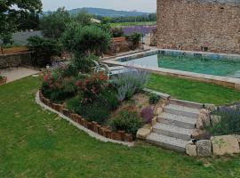 Mas de l'Amme, hotel com piscina em Valréas