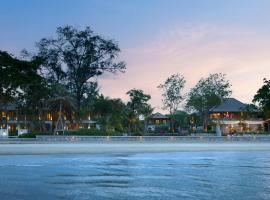 Charras Bhawan Hotel and Residences, hotel v destinaci Hua Hin