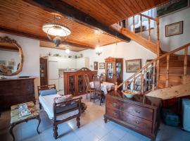 Maria's Vintage House, holiday rental in Giannádes