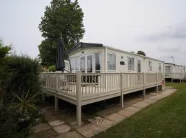 Stunning Heacham Sunset lodge pets go free linen included