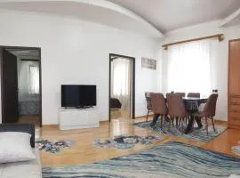 Nino's apartment-Isolated floor for rent