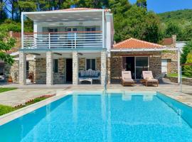 Villa Kyani, casa en Skopelos