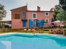 Awesome Apartment In Lazzeretto