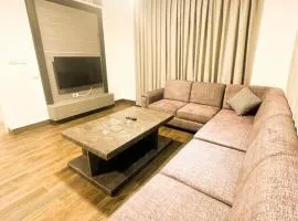 central apartment for rent 25