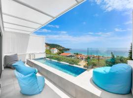 Mythodea Prive Luxury Suites, hotell i Chrisi Ammoudia