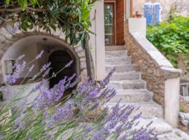 Casa Angelo, hotel in Nerezine