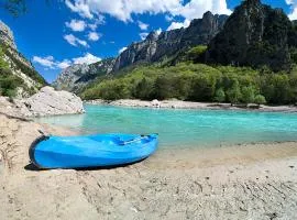 CAMPING 3* ! PROGHE DES GORGES DU VERDON ET LAC DE STE CROIX 04500 ! TOUT EQUIPE ! CHAMPS DE LAVANDES ! CALME ! NBRES ACTIVITES ! RANDONNEES ! NAUTISME !