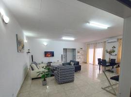 Appartement meublé situé au haut de gué-gué, vacation rental in Libreville