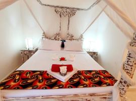 Lalasalama B&B, hotel v destinaci Watamu