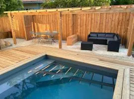 Charmante maison aux Abatilles-piscine-8 pers