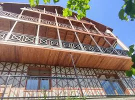 ÇAYKARA-NANAGA 1883 Four bedroom villa