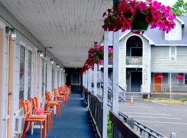 Dock House Inn, pet-friendly hotel in Old Orchard Beach