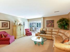 Fairway Oaks Villa Condo, hotel in Amelia Island