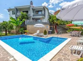 Lovely Home In Bregi With Wifi