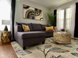 Cozy and Luxury Home, hotel en Raleigh