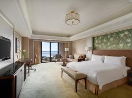 Grand Hotel Haikou - Managed by Accor, hotell i nærheten av Hainan International Convention and Exhibition Center i Haikou
