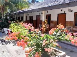 Ekas beach guesthouse and restaurant