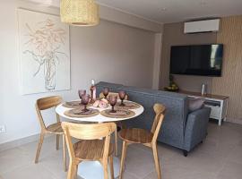 Apartamento Alejandro Gandia Playa con vistas al mar, parking!, hotel di Los Mártires