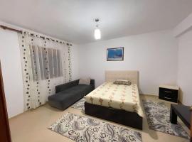 Guri Guest House, cottage in Pogradec