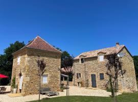 Le Bos Dordogne, parkimisega hotell sihtkohas Soulaures