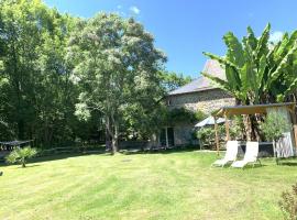 Gite du chene, maison de vacances à Ledeuix