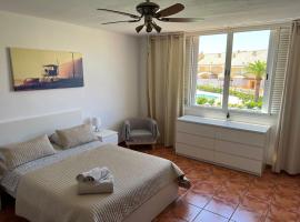 El Camison Apartment, hotel near Parque Santiago 6 Shopping Centre, Playa de las Americas