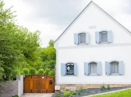 Deres Apartmanház
