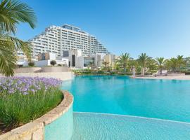City of Dreams Mediterranean - Integrated Resort, Casino & Entertainment โรงแรมในลิมาซอล