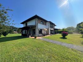 Casas Rurales La Torre Andrín: Andrín'de bir kır evi