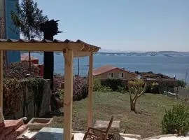 Casa grande con vistas al mar