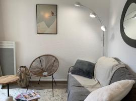 Authentique &; Design, apartment in Saint-Lary-Soulan