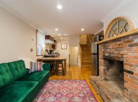 Historic cottage in Center City, budget hotel in Philadelphia