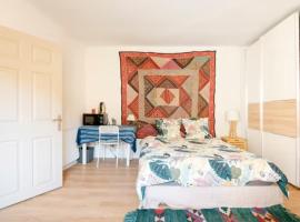 Aude en Provence, Bed & Breakfast in Meyrargues