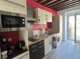 Dzīvoklis Appartement plein de charme pilsētā Coignières