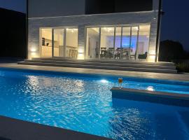 BAVA，位于卡什泰拉的酒店