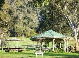 Hillview & Stringybark, Halls on Falls Homestead