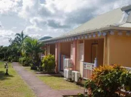 Studio à 400m de la plage Pointe Marin