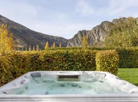 Gibbston Valley Back Track by Sotheby's Luxury Rental Homes, hotel v destinaci Gibbston