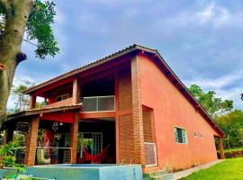 Casa para relaxar em Chapada dos Guimarães, gæludýravænt hótel í Chapada dos Guimarães