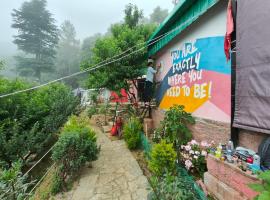 Whistling woods camps and resorts, Hotel in Mukteswar