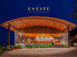 The Estate Resort , Mangalore, hotel cerca de Aeropuerto Internacional de Mangalore - IXE, Mūdbidri